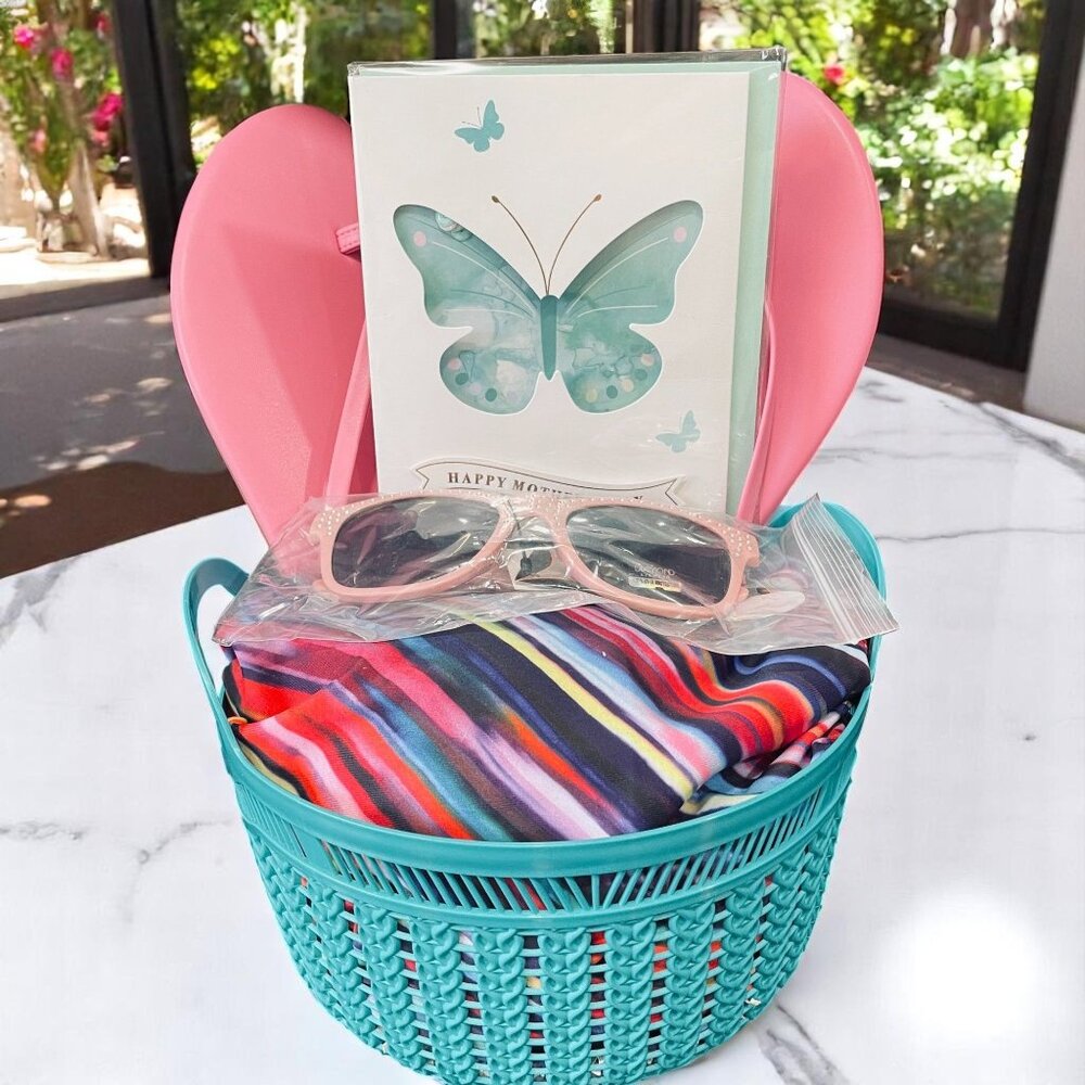 Yonique Swimsuit 22W Flip Flops Sz 10 Sunglasses Mothers Day Gift‎ Set Beach